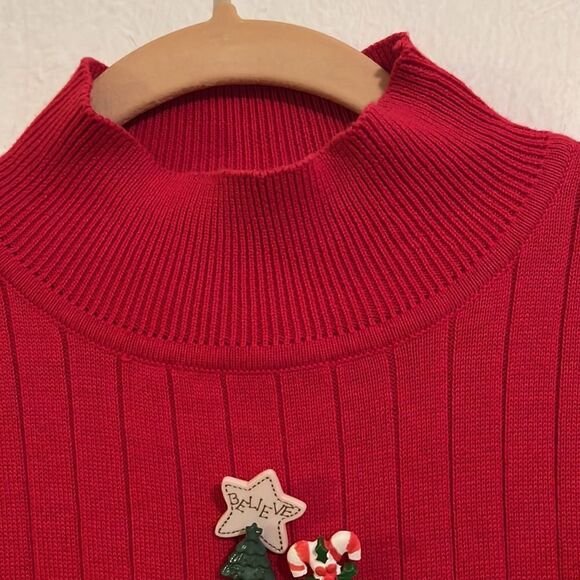 Vintage Westbound Red Christmas  Sweater With Lots Of Charms In A Tree Shape  M - Picture 4 of 6
